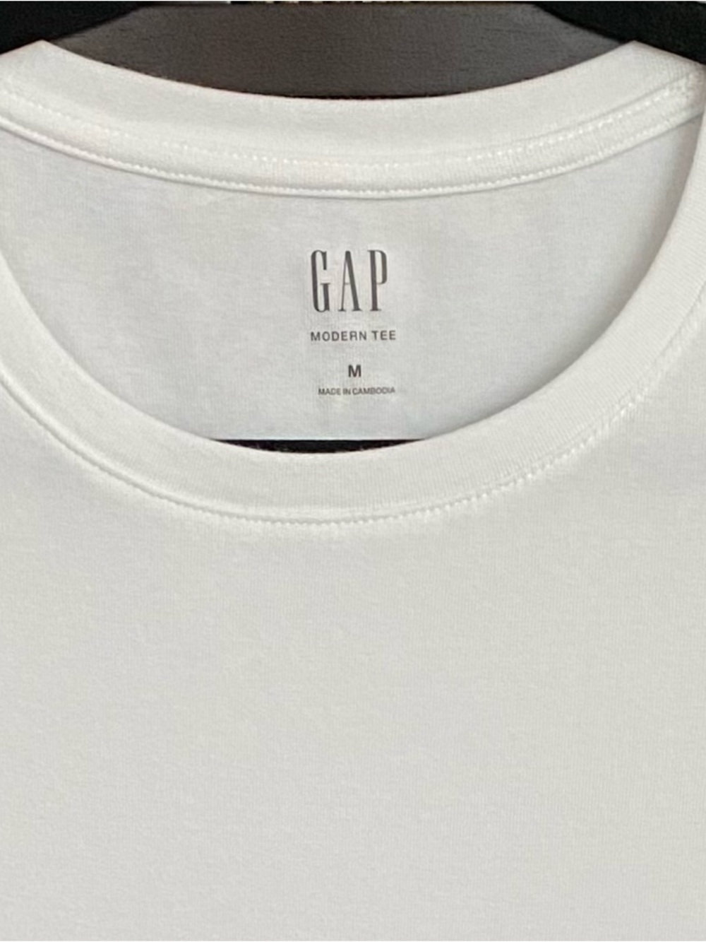 Modern Everyday Long Sleeve White Crewneck Top - Picture 6 of 7